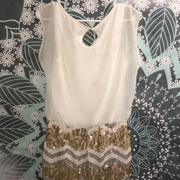Dresses & Skirts - NWOT dress by as you wish size small